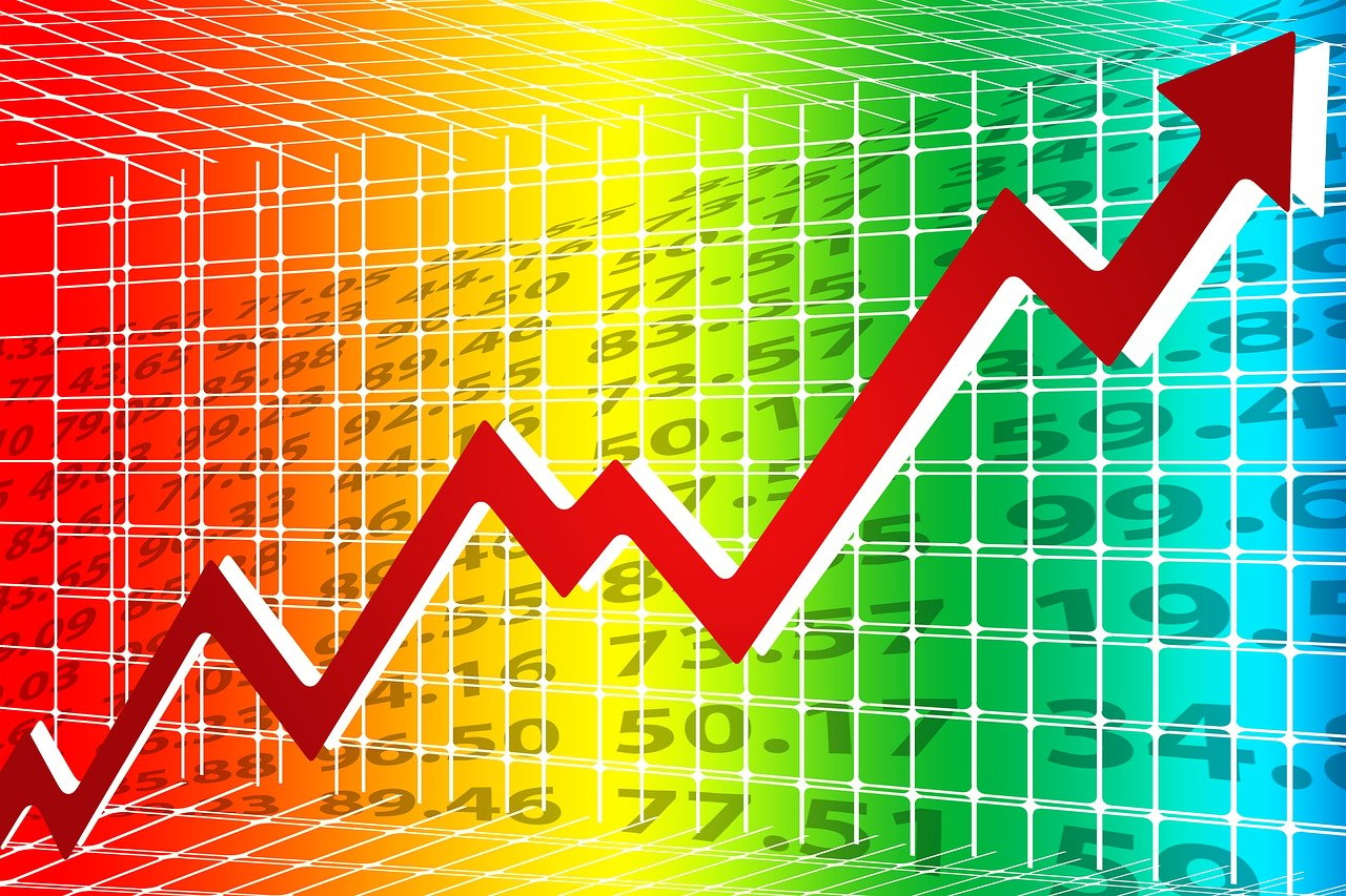 盘中必读|今日共142股涨停，三大指数震荡调整沪指微涨0.13%，Sora概念全天强势|界面新闻 · 证券