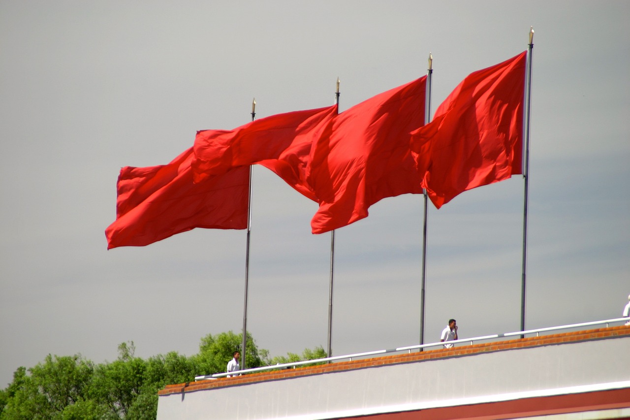 美媒眼中的中国反击，特朗普遭遇关键一击